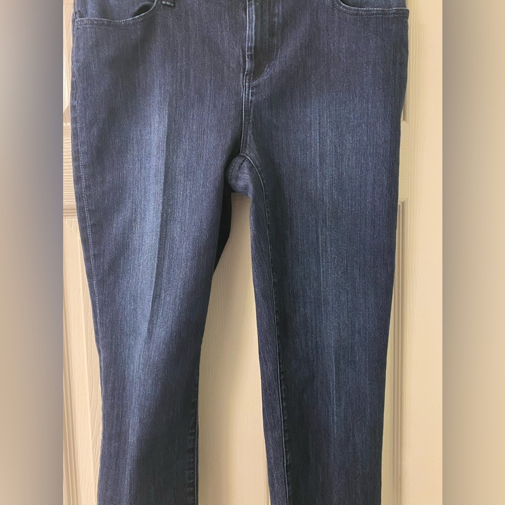 Ladies Chico’s Denim Capri Size 0 - Picture 2 of 6